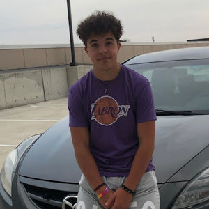 Meet your Posher, Max